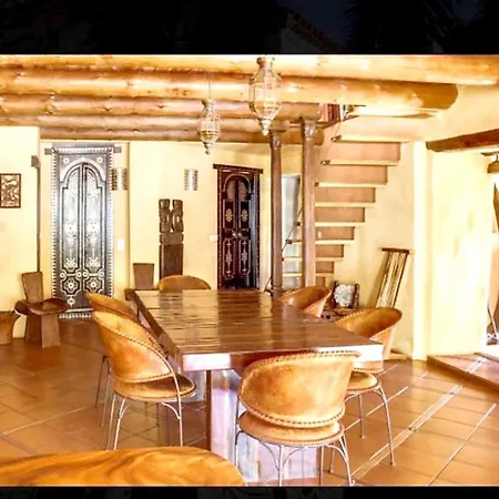 House With 3 Bedrooms In Olmeto With Wonderful Mountain View Enclosed Garden And Wifi 7 Km From The Beach Holiday home *